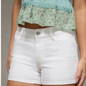 American Eagle like new Women's White High-Rise Cotton Shorts size 12